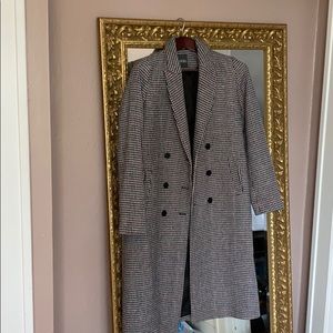 Casoda Houndstooth Trench Coat